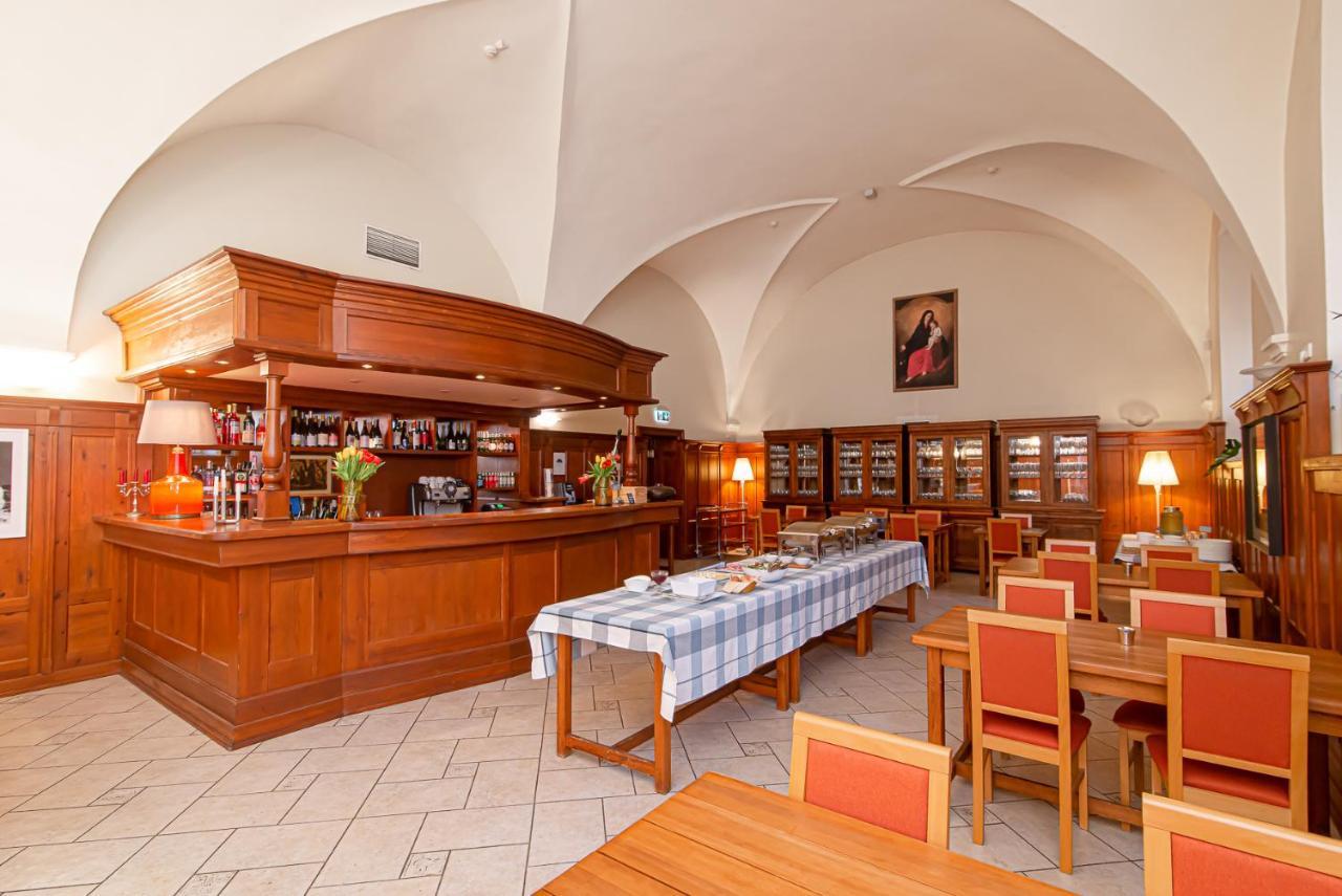 Domus Maria Hotel Vilnius Exterior photo