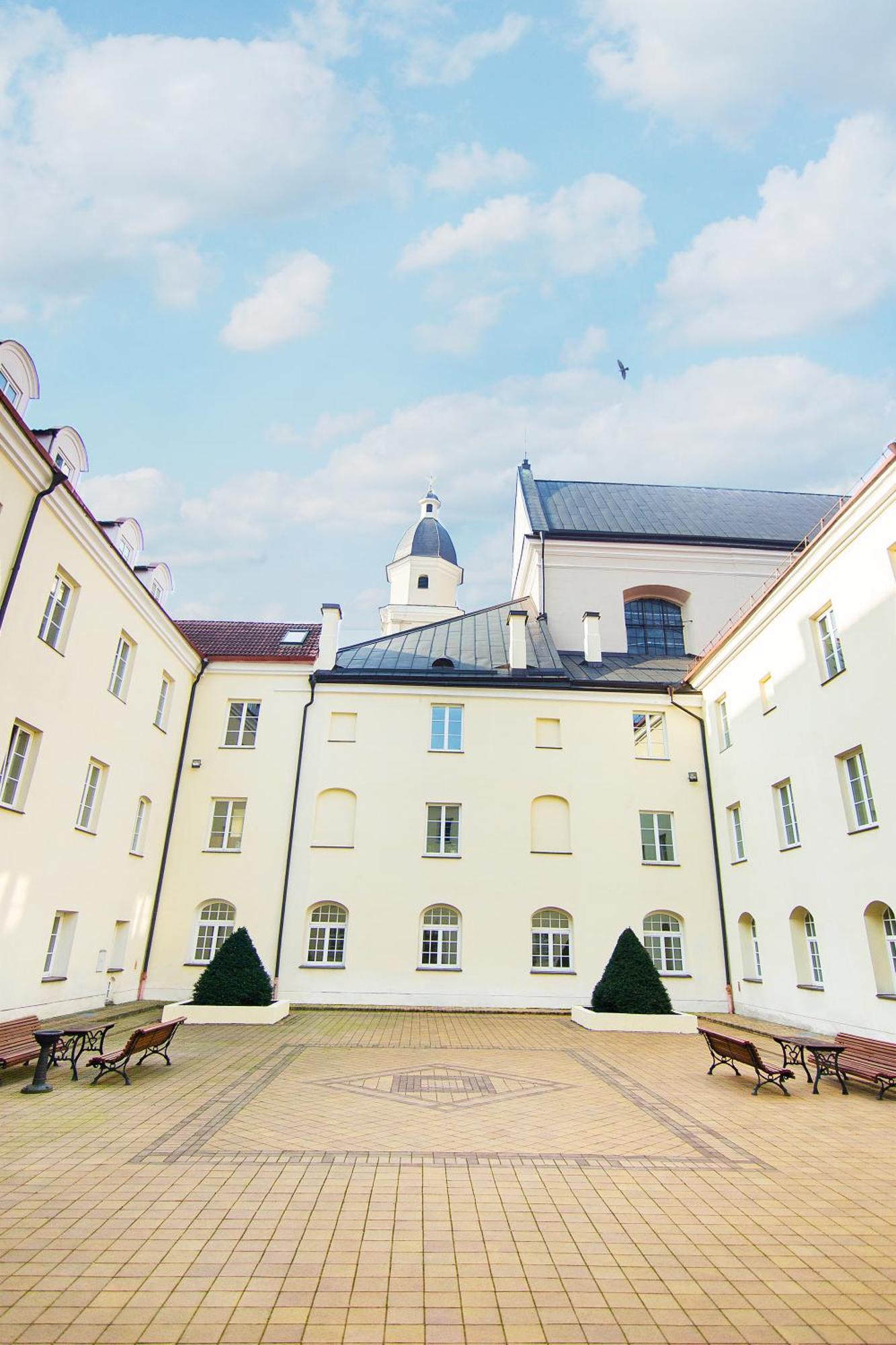 Domus Maria Hotel Vilnius Exterior photo