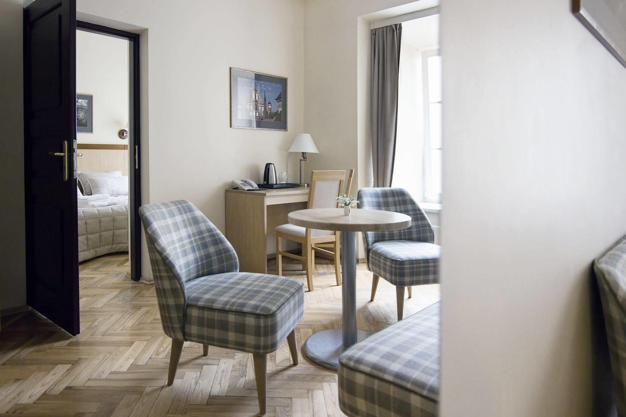 Domus Maria Hotel Vilnius Exterior photo