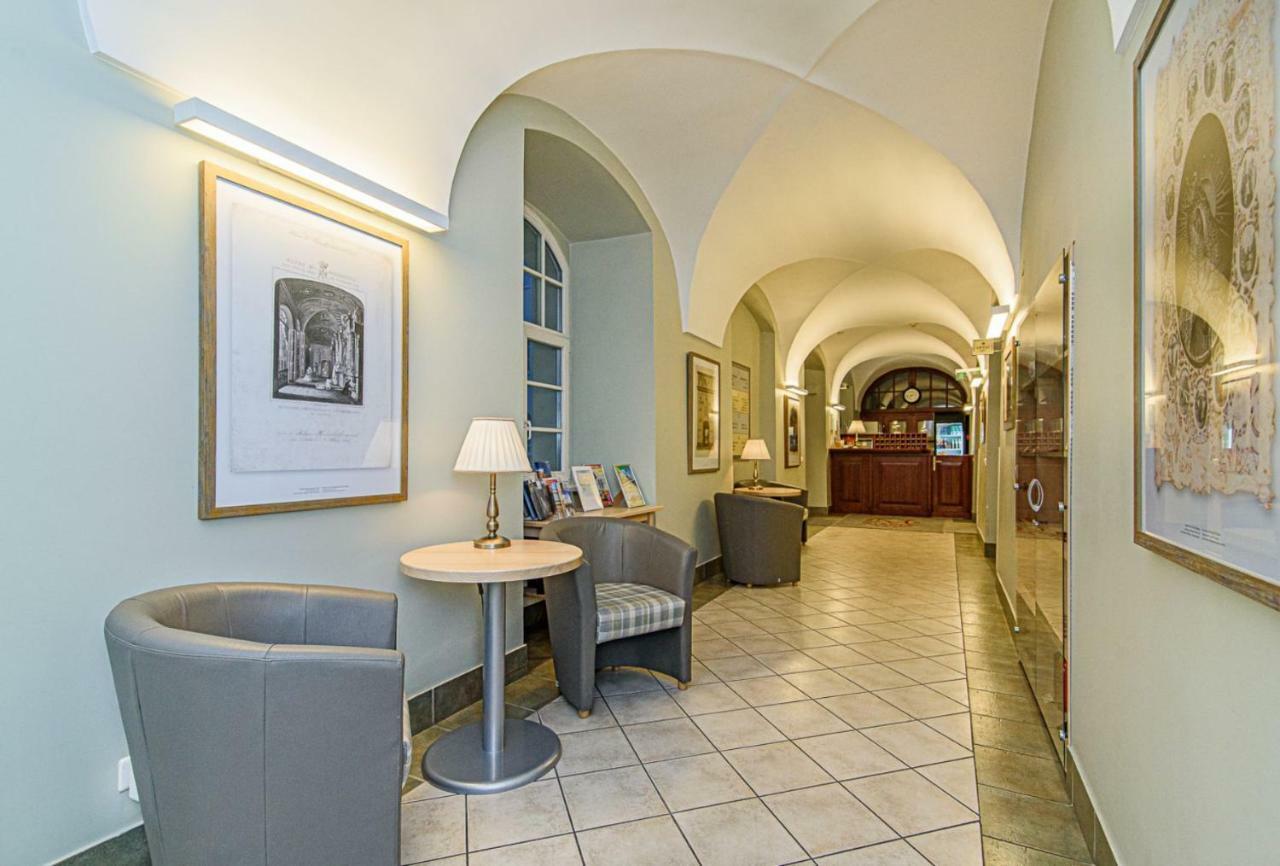 Domus Maria Hotel Vilnius Exterior photo